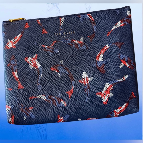 Ted Baker London collab with EL AL Airline
Amenity Travel Bag - Picture 1 of 10
